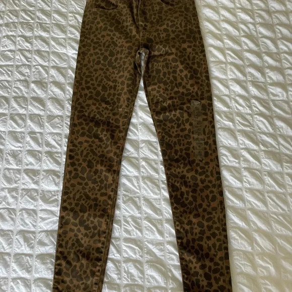American Eagle leopard high rise jeggings - Picture 12 of 13